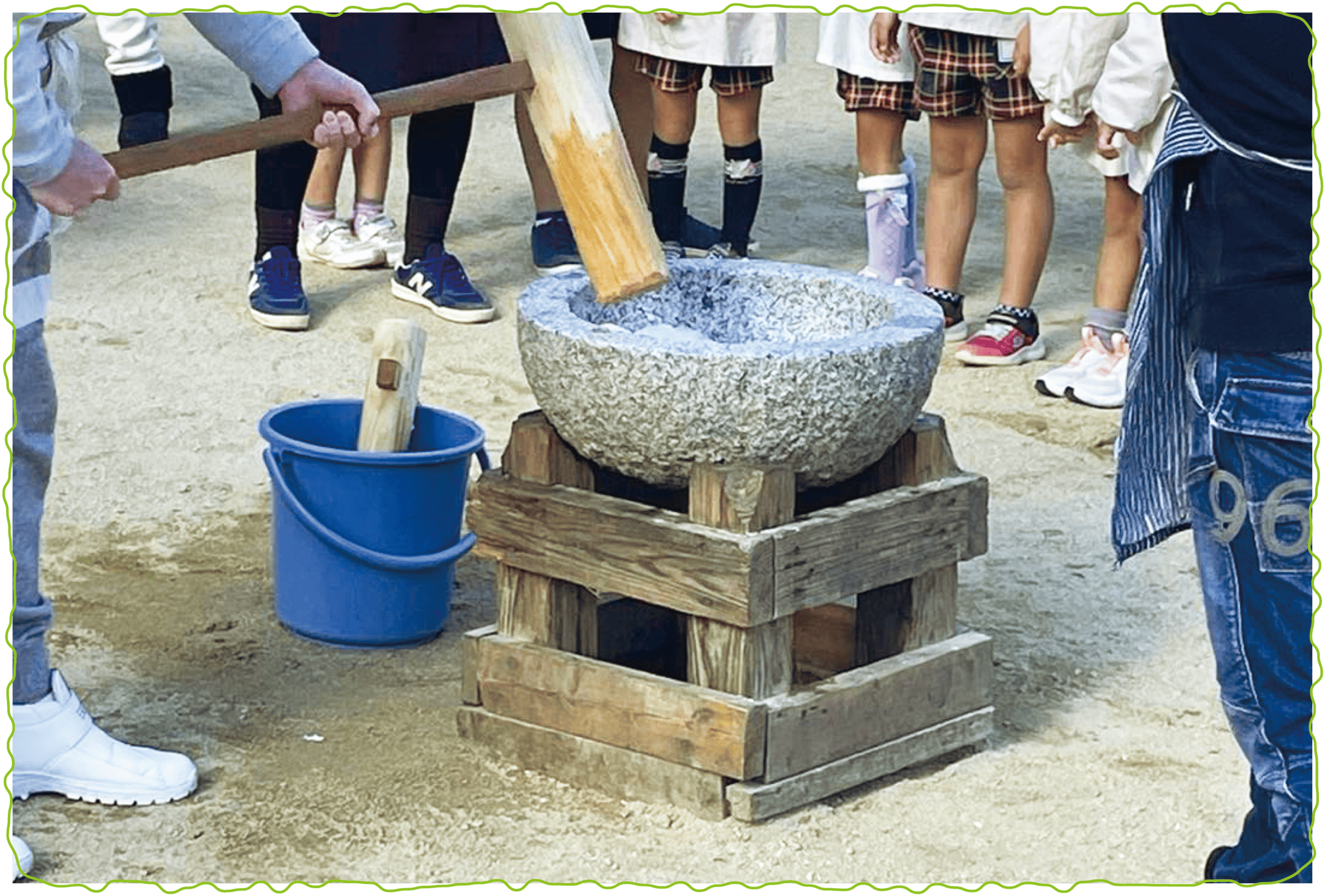 画像:おもちつき